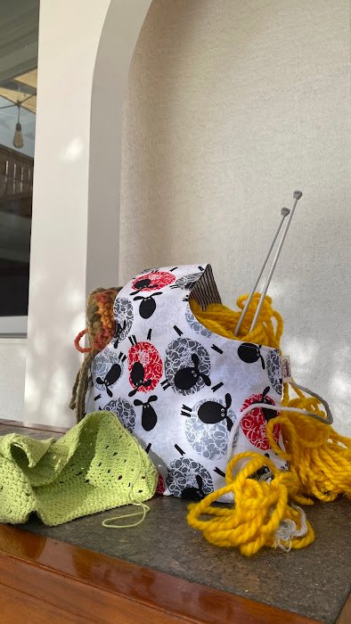 Bolsos para manualidades "Ovejitas rojas"