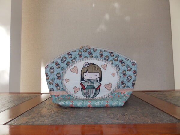 Estuche "Japanese girl" curvo