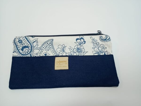 Estuche "Flores azules"