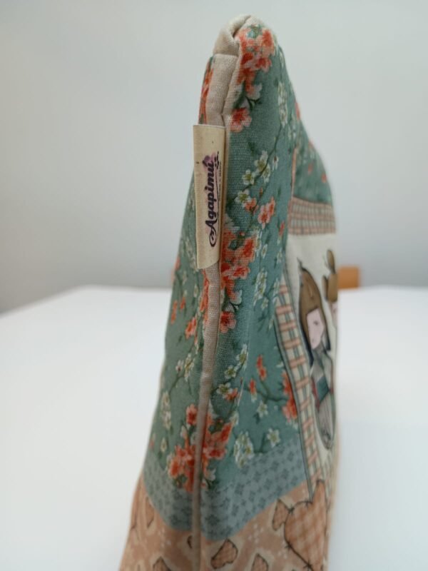 Estuche "Japanese girl" curvo