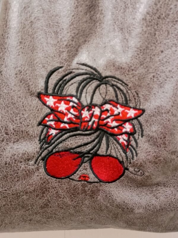 Cartera Karlita María